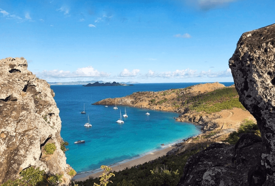 Boats anchored in the St Barthélemy natural reserve